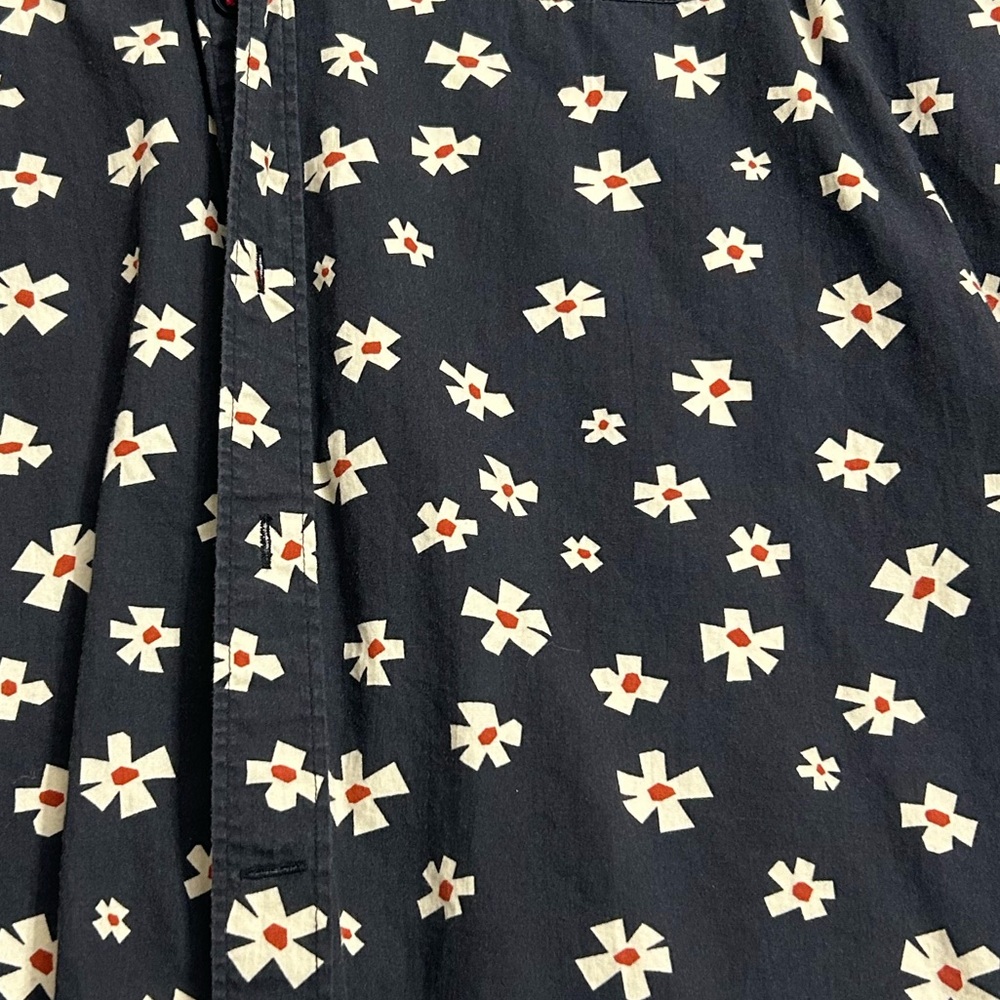 Visalia Short Sleeve Button Down Shirt Size XL - Picture 4 of 4